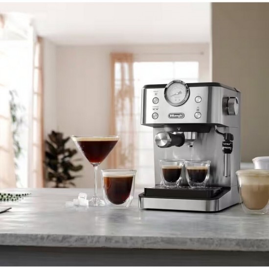 De'Longhi Classic Μηχανή Espresso 1325W Πίεσης 15bar Ασημί De'Longhi Classic Μηχανή Espresso 1325W Πίεσης 15bar Ασημί