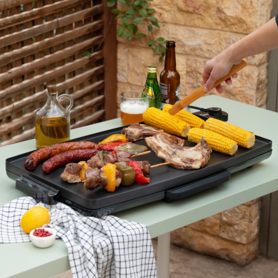 Izzy Plancha BBQ XL Επιτραπέζια Ηλεκτρική Ψησταριά Λείας Πλάκας 2400W με Ρυθμιζόμενο Θερμοστάτη 59.5x34.5εκ. 224000